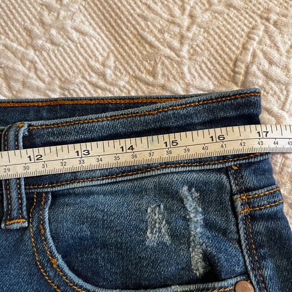 Judy Blue Dad Jeans - Picture 8 of 11